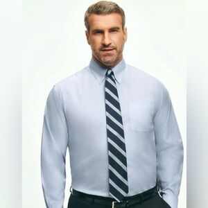 Brooks Brothers Madison Mens 17 4/5 Long Sleeve Blue Button Down Dress Shirt